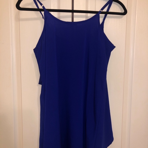 🦋 Blue Blouse with Volume | Sleeveless | Layered - Picture 2 of 5